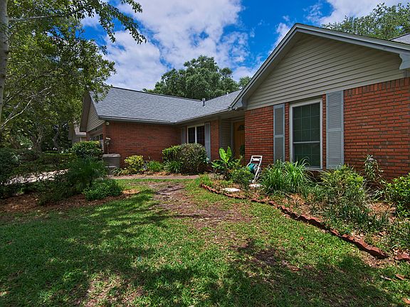 2nd image of 4511 E Parkwood Ln