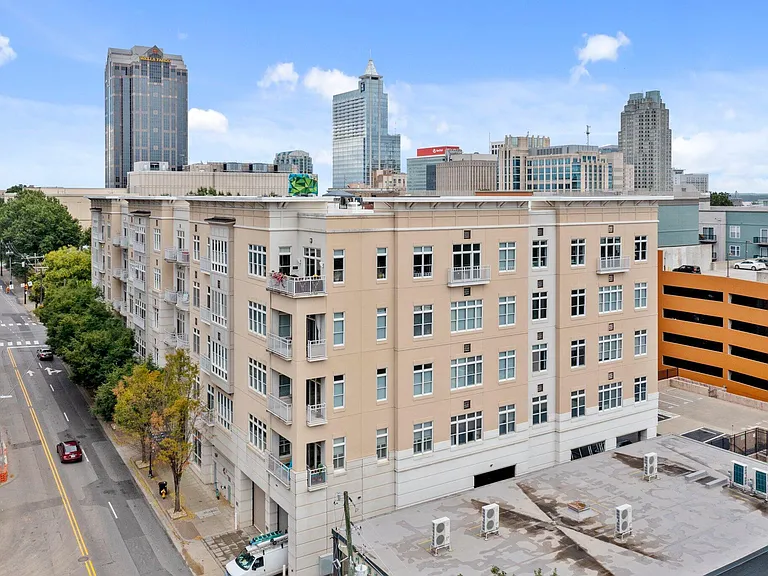 317 W Morgan St #308 — Photo 46