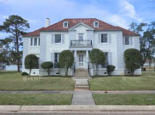 304 Vandenberg Ave, Barksdale Afb, LA 71110