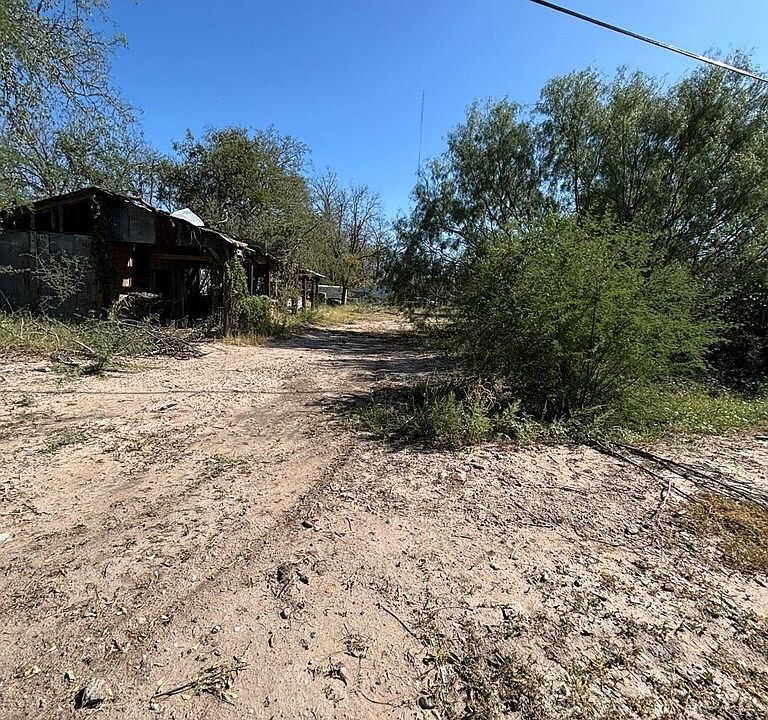 2nd image of 20234 North US HWY 277