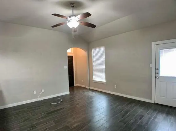 1065 Creekside Orch #1065, New Braunfels, TX 78130