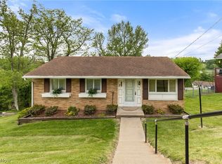 5 Sunset Dr, Martins Ferry, OH 43935