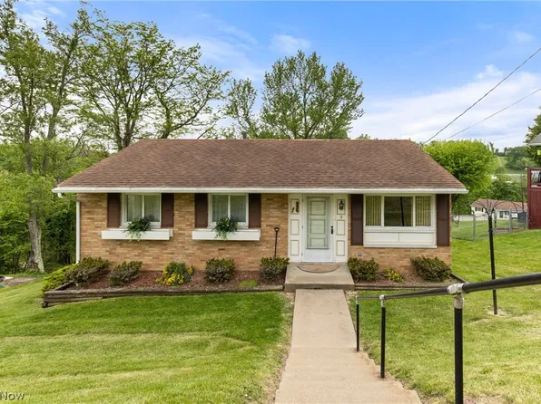 5 Sunset Dr, Martins Ferry, OH 43935