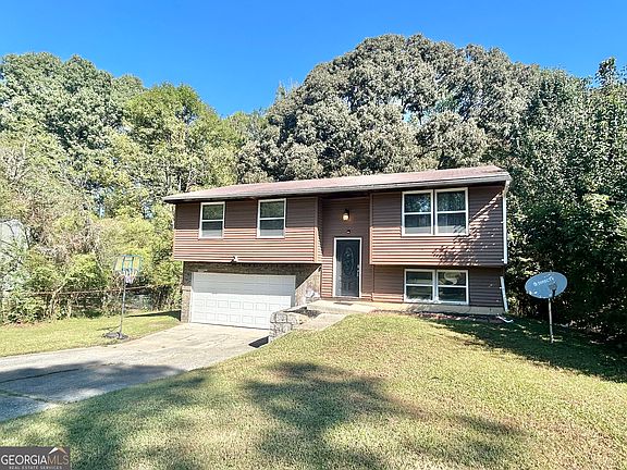 2nd image of 2877 SW Woodburn Ct