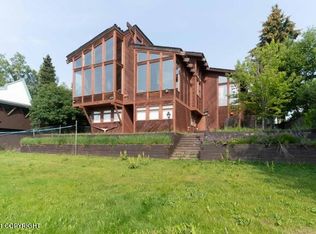 1912 Stanford Dr, Anchorage, AK 99508