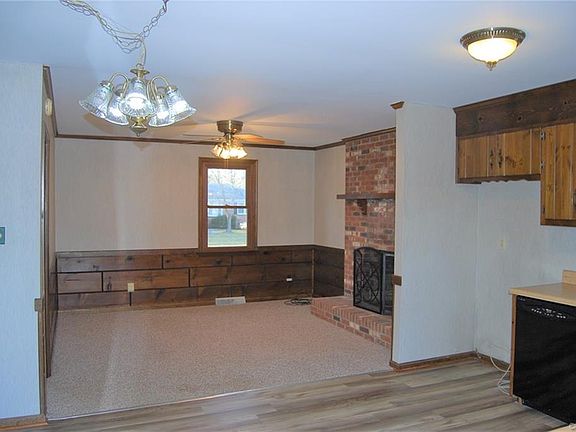 5th image of 6719 Reinhold Dr