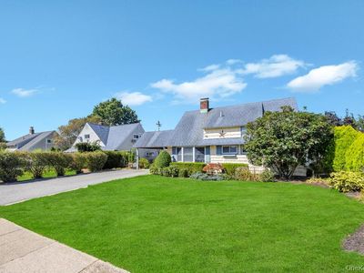 142 Blacksmith Road E, Levittown, NY, 11756