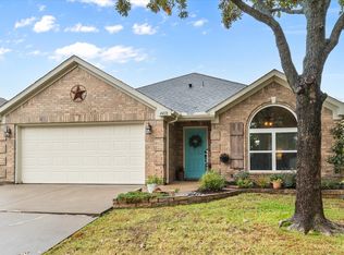 4418 Shady Elm Dr, Mansfield, TX 76063