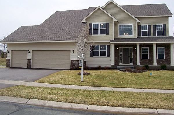 7961 Shadyview Lane N