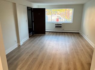 8600 Grand Ave APT 1S, River Grove, IL 60171
