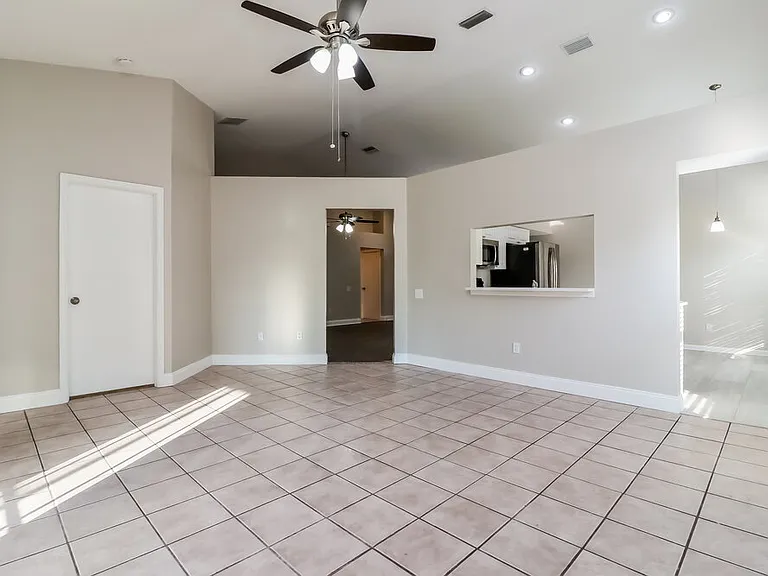 215 Island Water Way — Photo 9