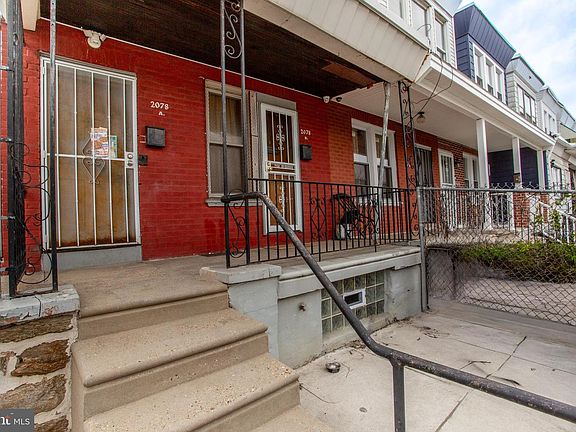 4th image of 2078 Wilmot St