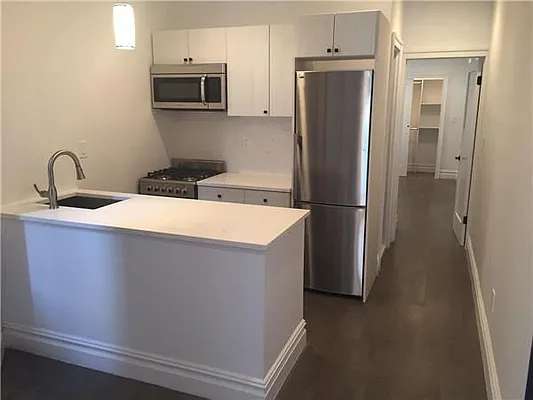 Rented by Platinum Properties | media 7