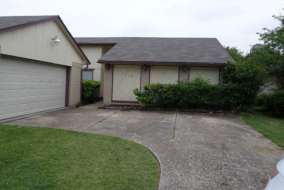 1st image of 7310 Maple Walk Dr