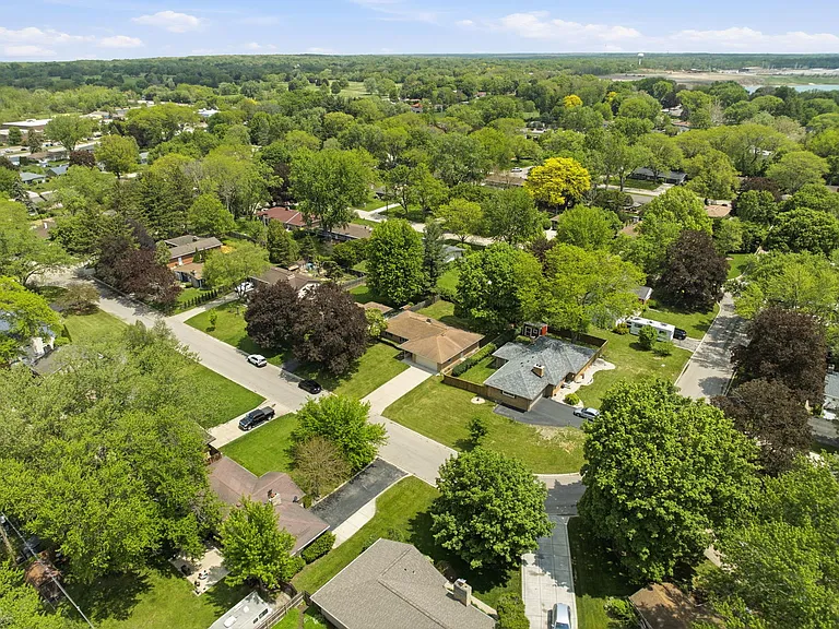 152 Crestwood Dr — Photo 31