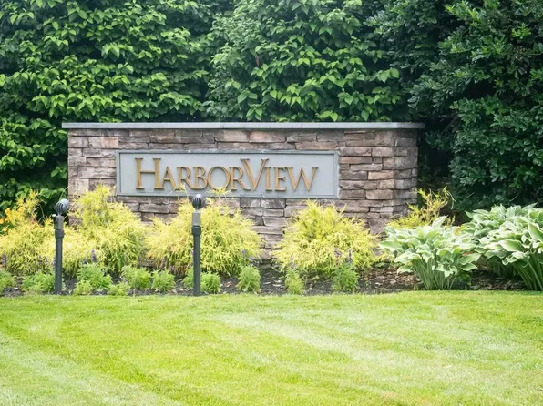 100 Harbor View Drive #251, Port Washington, NY 11050