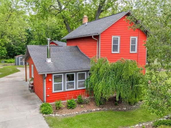 N67W33931 County Road K, Oconomowoc, WI 53066
