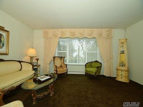4th image of 58 Tulipwood Dr