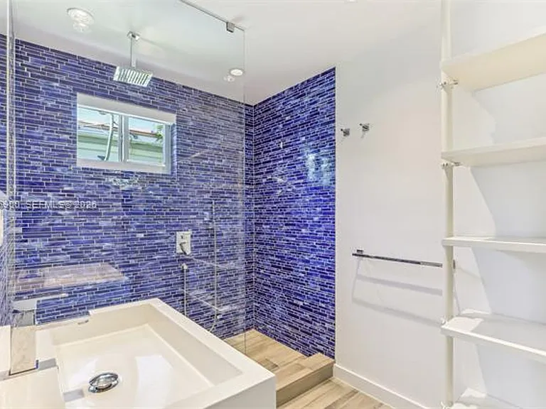 1231 Stillwater Dr #1231 — Photo 48