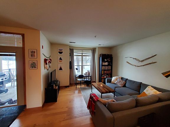 2nd image of 2628 Arbor Dr #107