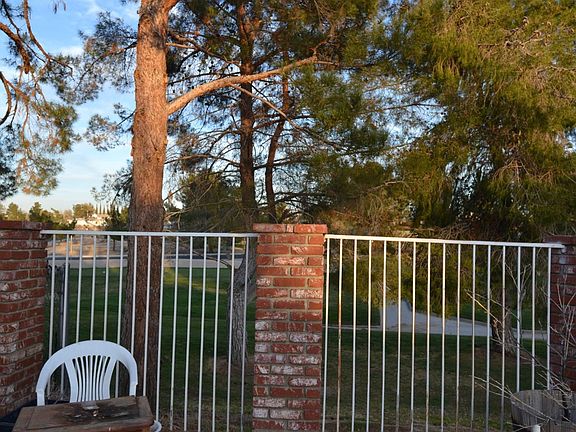 4th image of 16123 Camelback Dr