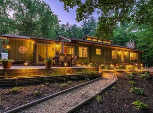 333 Hollywood Rd, Fairview, NC 28730