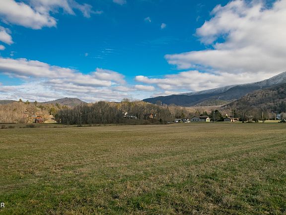 3rd image of 5 Tarwater Ln Lot 5