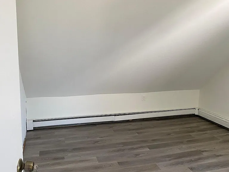 36 Cork St — Photo 16