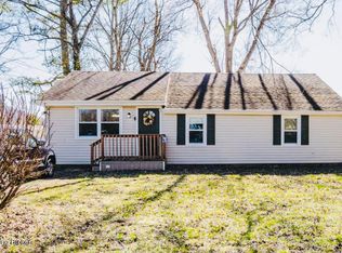 13705 S Blakely Ln, Louisville, KY 40272