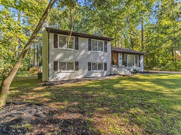 3rd image of 2020 Berrywood Ln