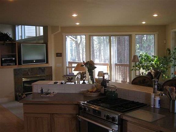 3rd image of 5115 W Richland Ln