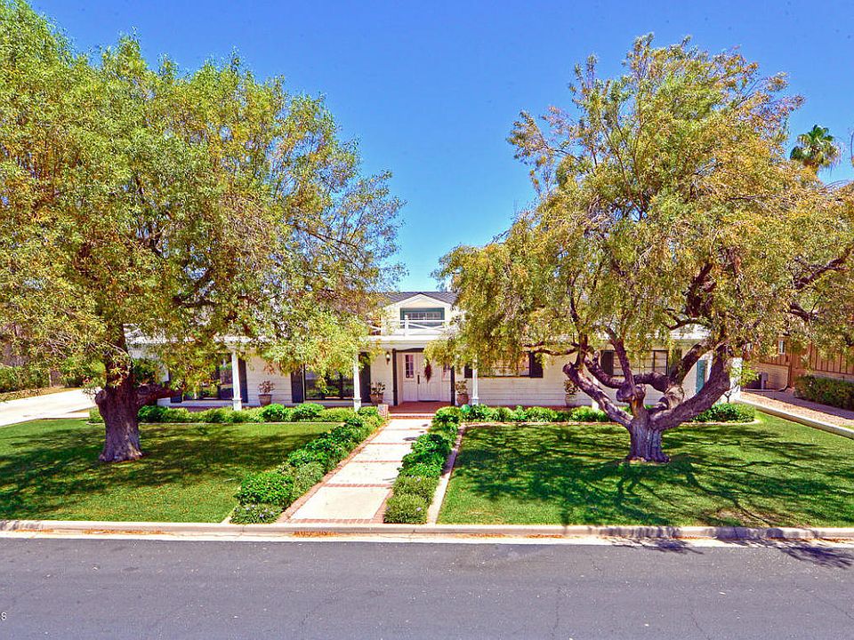 1st image of 514 W Fairway Cir