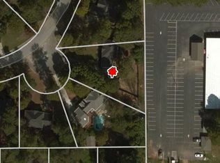 4870 Hunters Oaks Ln, Alpharetta, GA 30009