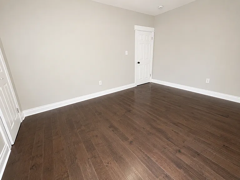 81 S 14th St #3 — Photo 15