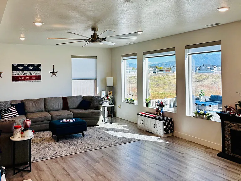 3029 S Shoreline Dr — Photo 8