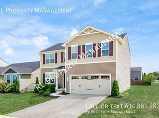1976 Lake Crest Dr, Grove City, OH 43123