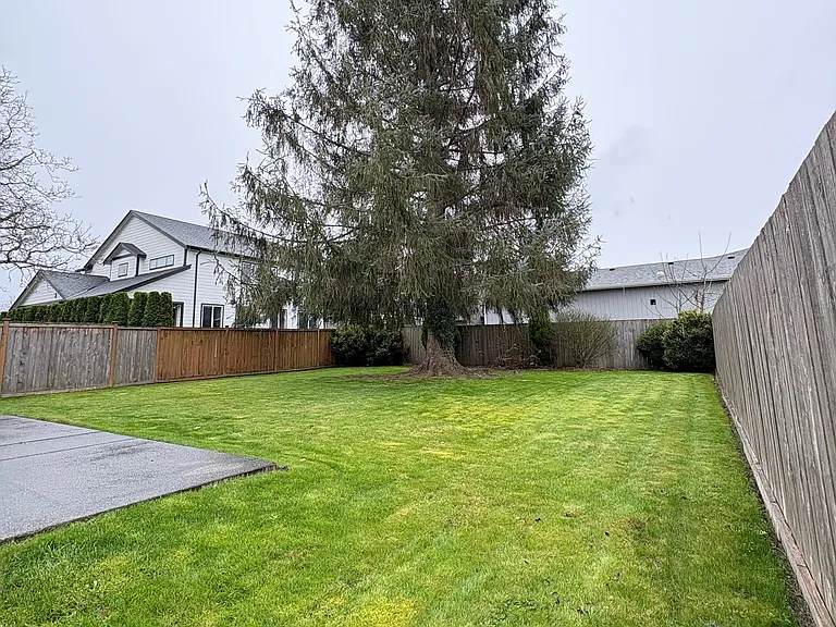 1540 Florence St — Photo 2