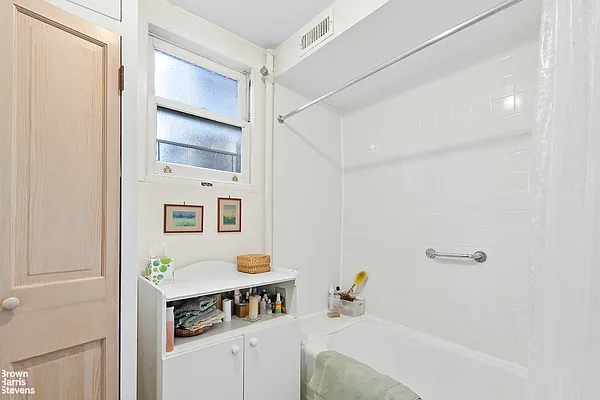 Rented by Brown Harris Stevens | media 13