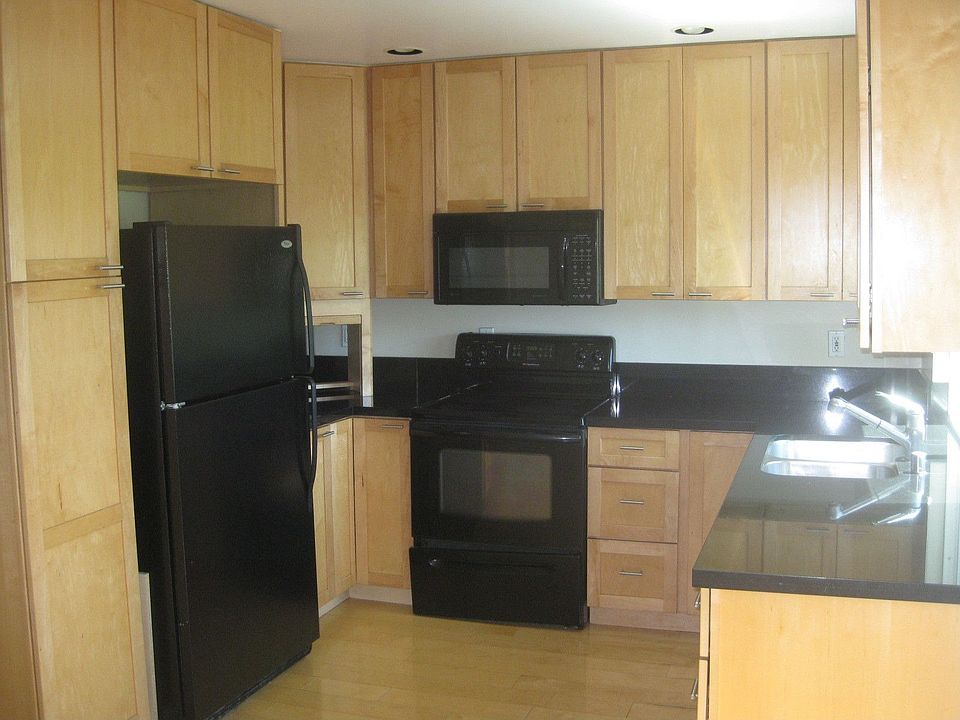 1st image of 1305 Caminito Gabaldon