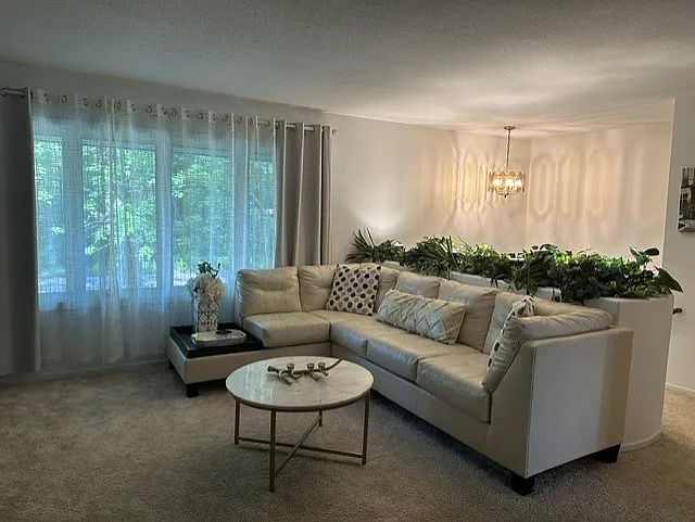801 Corens Dr — Photo 10