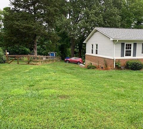 2nd image of 195 Glenway Dr Lot 13-16