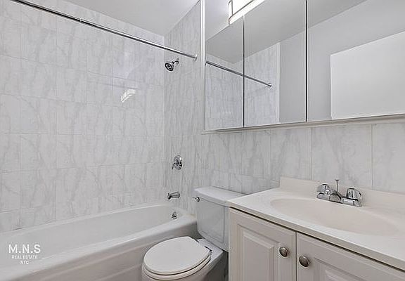 5th image of 451 E 83rd St APT 8C