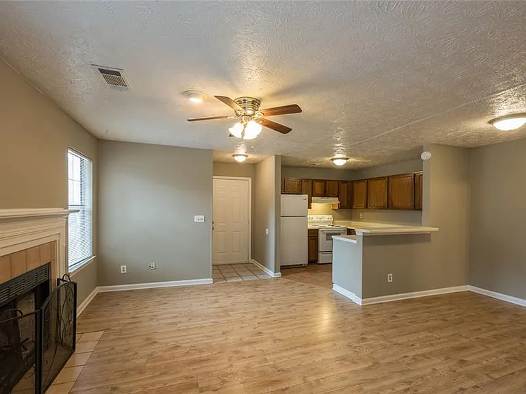 4838 Westridge Dr — Photo 8