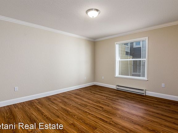 2nd image of 174 20th Ave #11724059