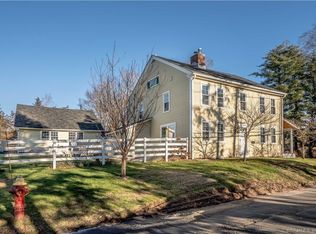 24 Tariffville Rd, Bloomfield, CT 06002