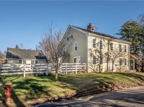 24 Tariffville Road, Bloomfield, CT 06002