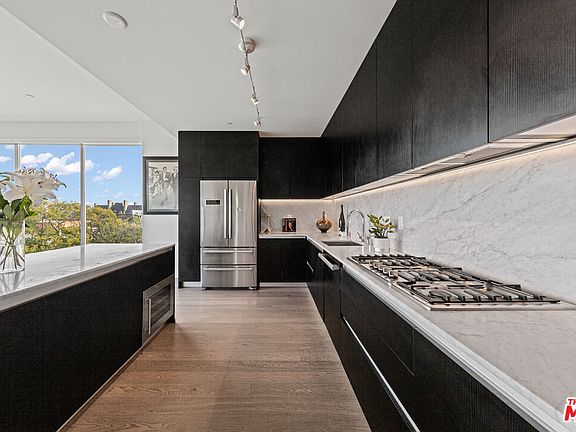 2nd image of 1345 Havenhurst Dr #10