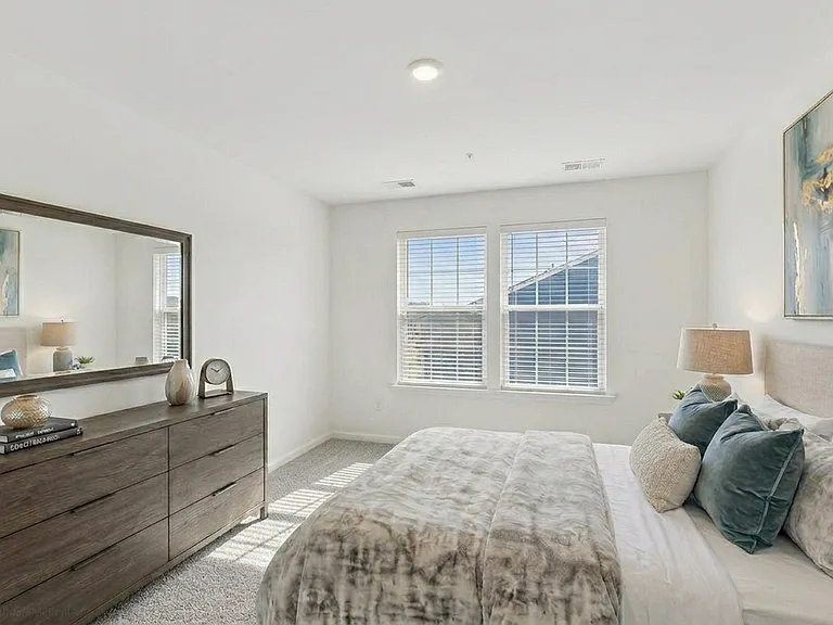 1745 Lawder Cir — Photo 19