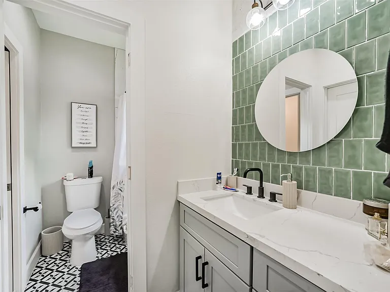 6008 Canal St — Photo 26