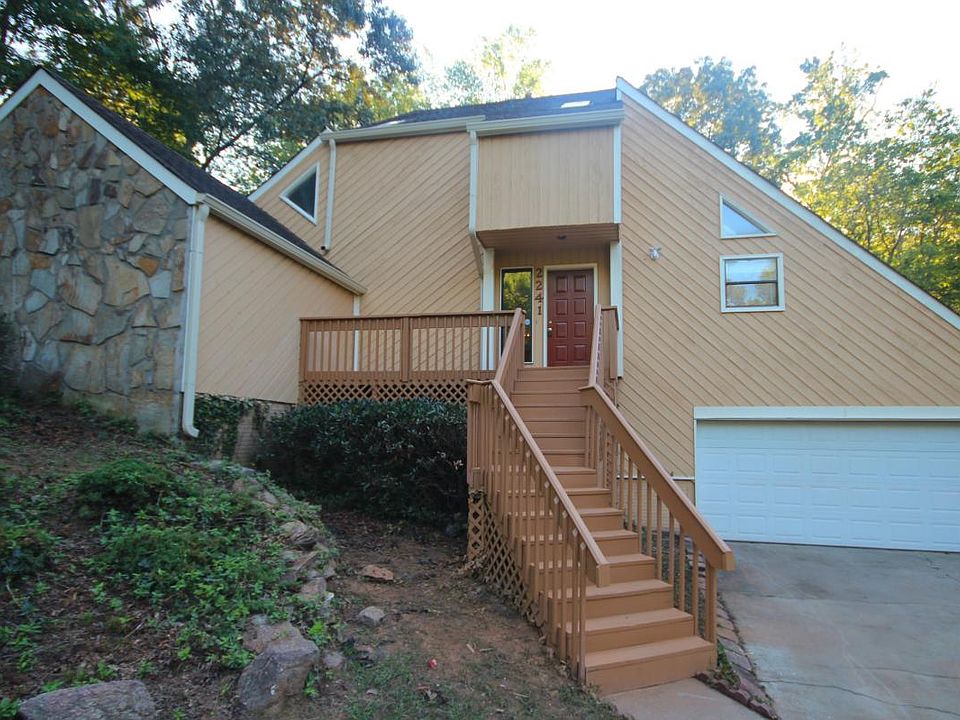 1st image of 2241 Woodfern Dr
